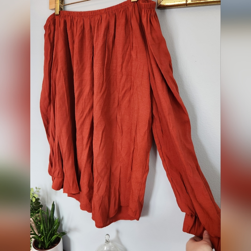 Banana Republic Off Shoulder Burnt Orange Long Sleeve Flowy Blouse - Picture 4 of 6